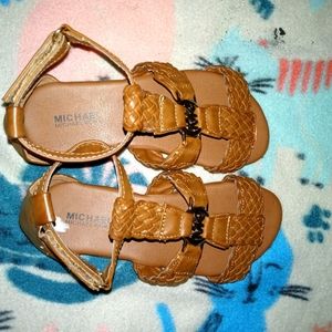 Michael knots sandles